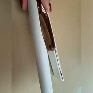 SMOOTH ID 1" Smart Straightening & Styling Iron used twice